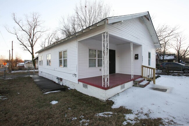 Building Photo - 4501 W 28th St