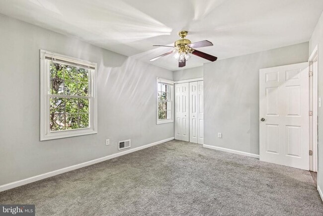 Building Photo - 2905 Wren Ct