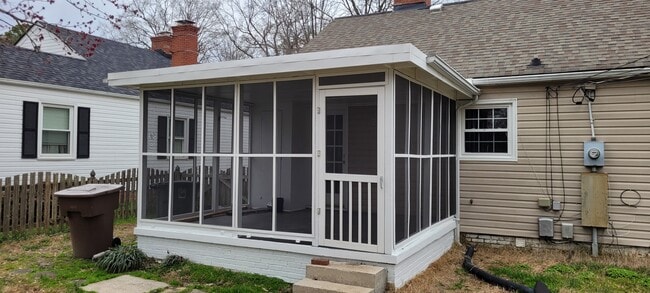 Building Photo - 209 W Cornwallis Dr
