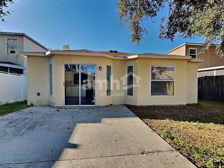 Building Photo - 18131 Birdwater Dr