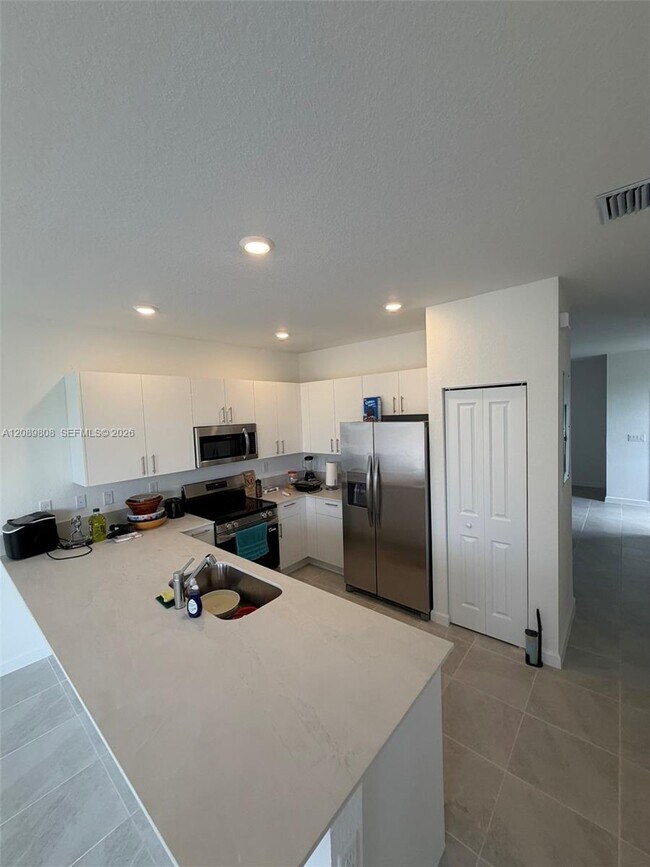 Building Photo - 35537 SW 189th Ct