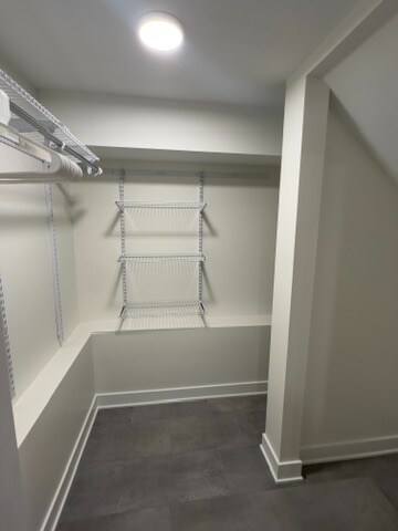 Building Photo - 1529 N Maplewood Ave