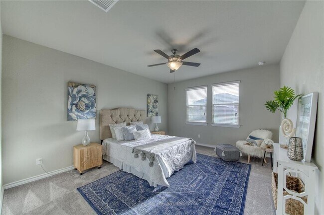 Building Photo - 173 Flexus Ln