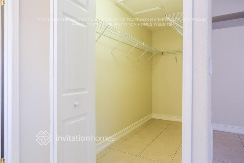 Building Photo - 7300 W 34th Ct