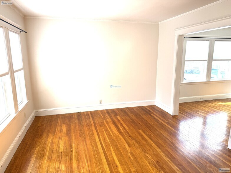 Building Photo - 43 Winter St