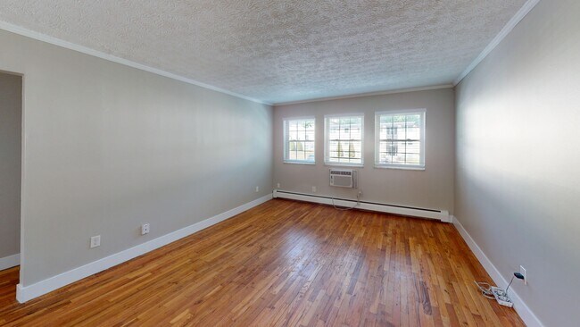 Bright Living Room Space - The Courtyard of Oakley