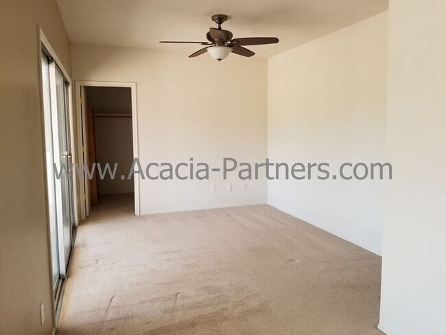Building Photo - Dorado Country Club Estates