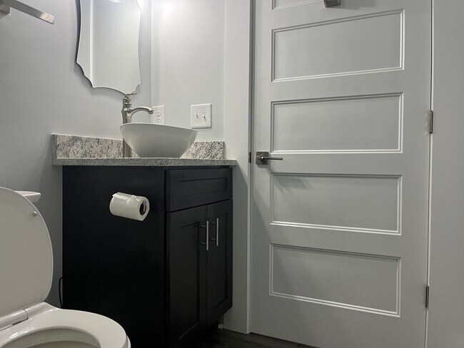 Building Photo - Gorgeous Brand New 3/2 Move In Ready Now!