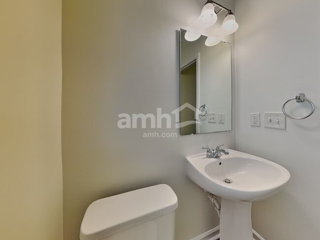 Building Photo - 5030 Stowe Derby Dr