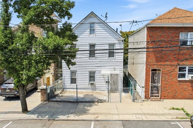 Building Photo - 6605 Durham Ave