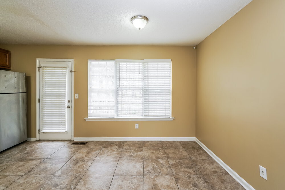 Building Photo - 6320 Wellington Ct