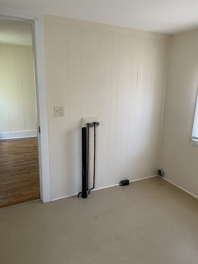 Building Photo - 201 Court Ave