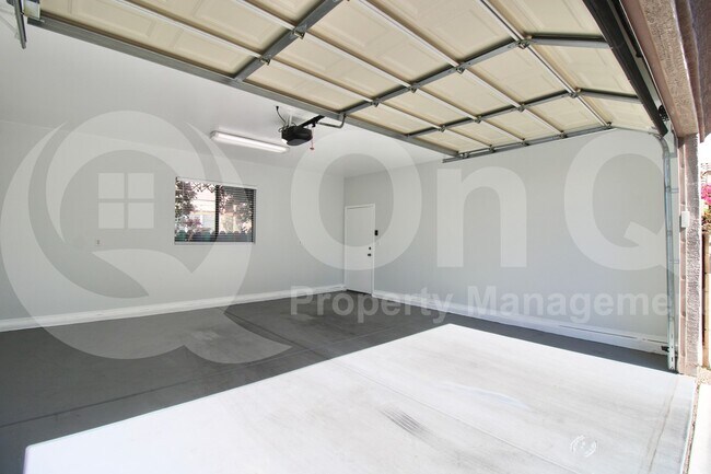Building Photo - 3538 S Cupertino Dr