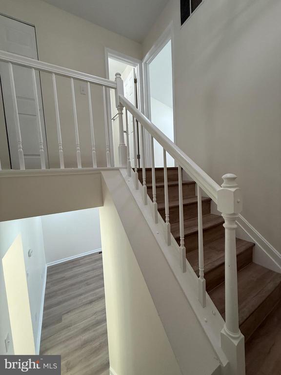 Building Photo - 4 Bright Star Ct
