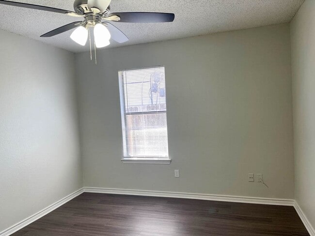 Building Photo - 2618 Alcott Ln