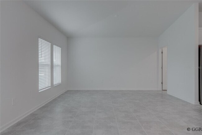 Building Photo - 4986 Worchester Dr