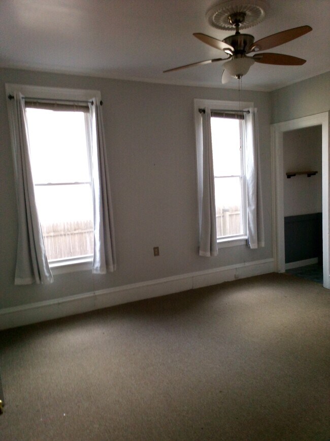 Building Photo - 505 Marcellus St
