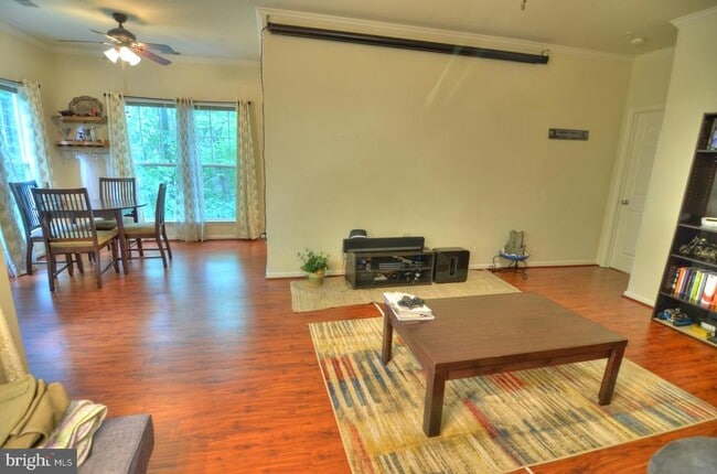 Building Photo - 1501 North Point Dr