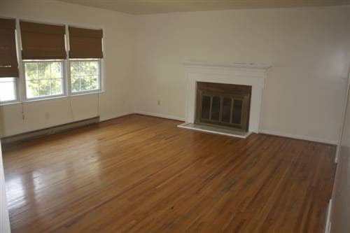 Living Room - 3409 Beverly Dr
