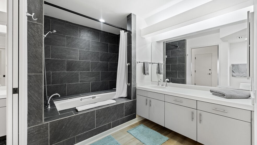 Building Photo - 50 Puu Anoano St