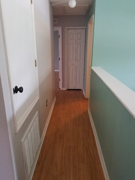 Building Photo - 6289 Freeport Dr