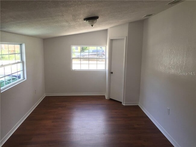 Building Photo - 6708 S Hesperides St