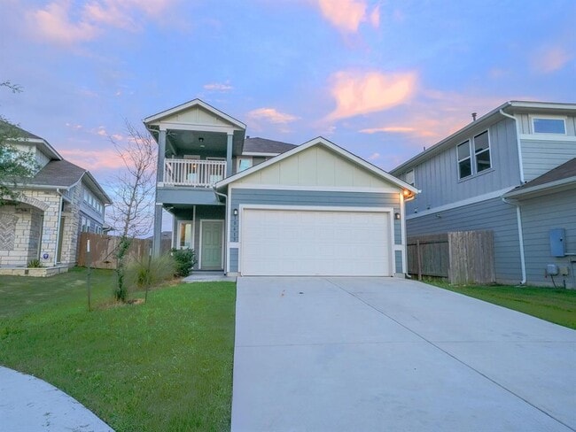 Building Photo - 10613 Harwood Overlook Cove