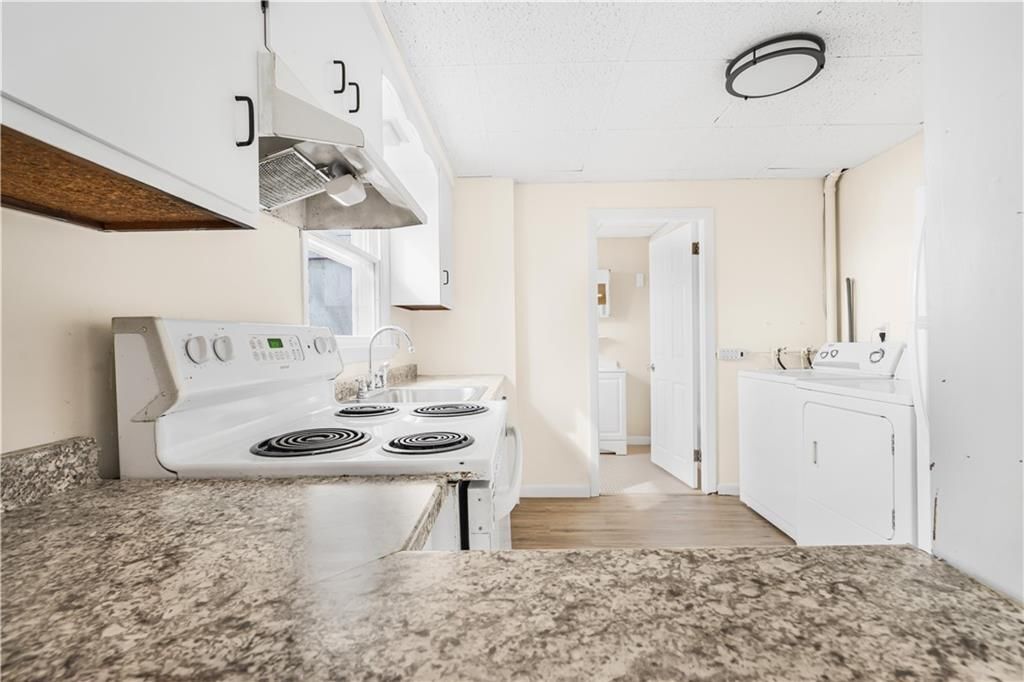 Building Photo - 3421 Pawtucket Ave