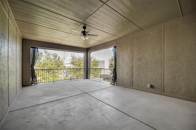 Building Photo - 2761 Troutt Dr