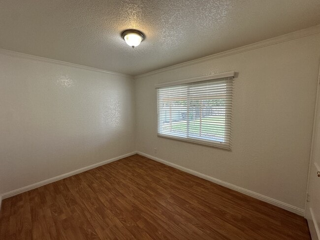 Building Photo - 13082 14th St