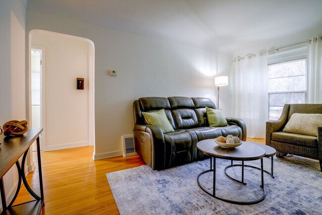 Building Photo - 5754 Nicollet Ave