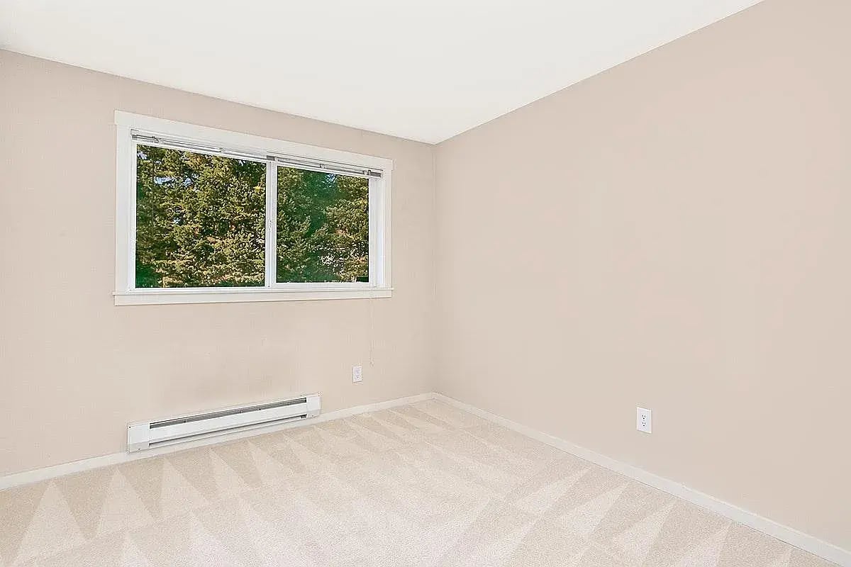 Building Photo - 11303 NE 128th St