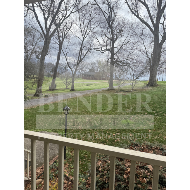 Building Photo - 178 McClary Dr