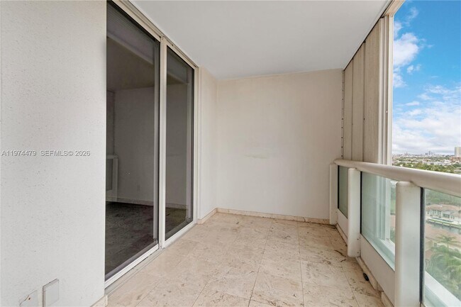 Building Photo - 21205 NE 37th Ave