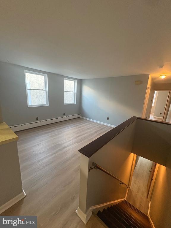 Building Photo - 4564 Bermuda St