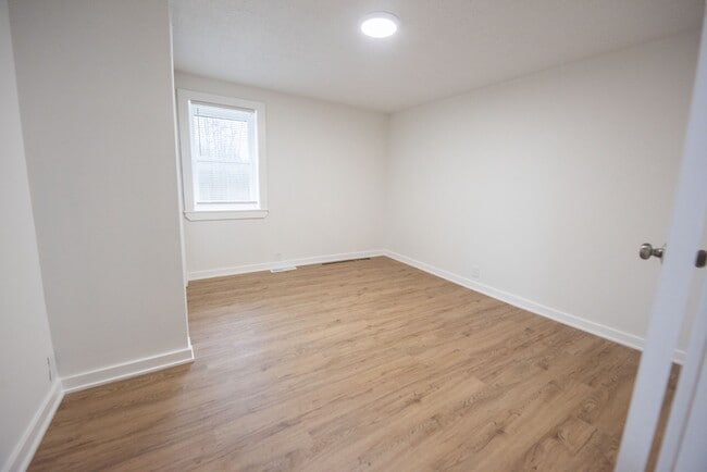 Building Photo - 16781 Akron St