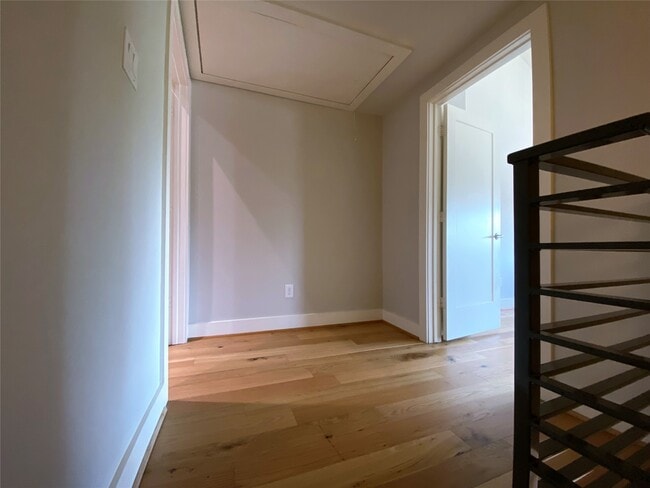 Building Photo - 4116 McDuffie St