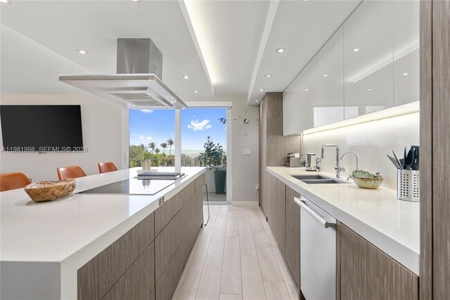 Building Photo - 177 Ocean Ln Dr