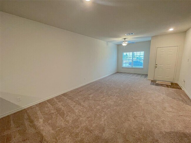 Building Photo - 204 Sunnymeade Ln