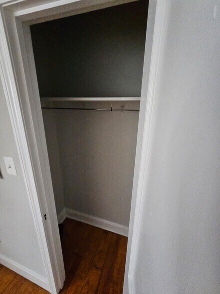 Building Photo - 5039 N 5th St