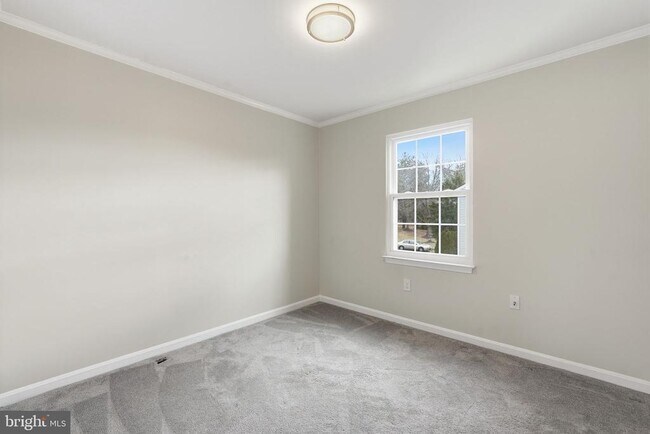 Building Photo - 6739 Rockledge Pl