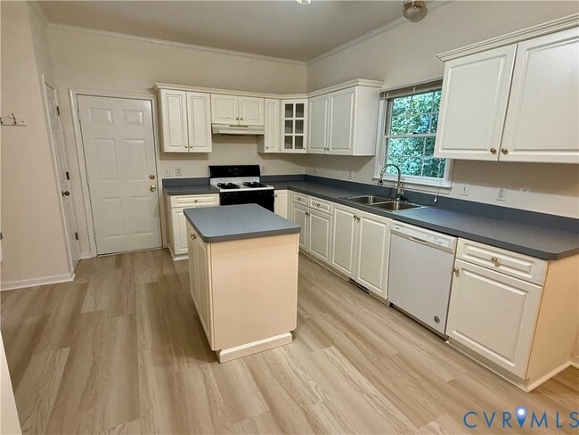 Building Photo - 6920 Amstel Bluff Way