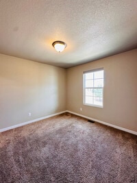 Building Photo - 2467 Dorset Dr