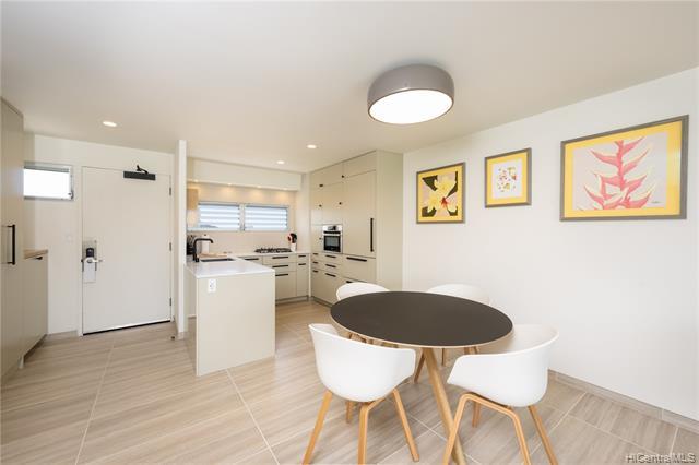 Building Photo - 2161 Kalia Rd