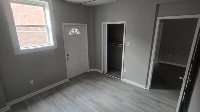 Building Photo - 386 Park Ave