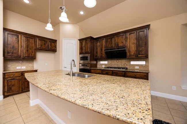 Building Photo - Gorgeous 2-story in Keller