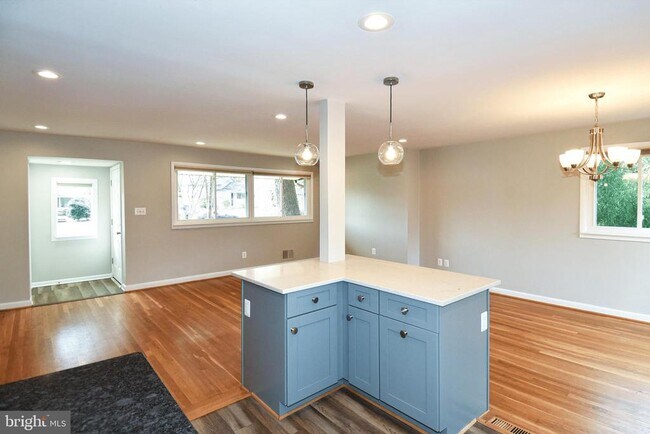 Building Photo - 6319 Tone Ct