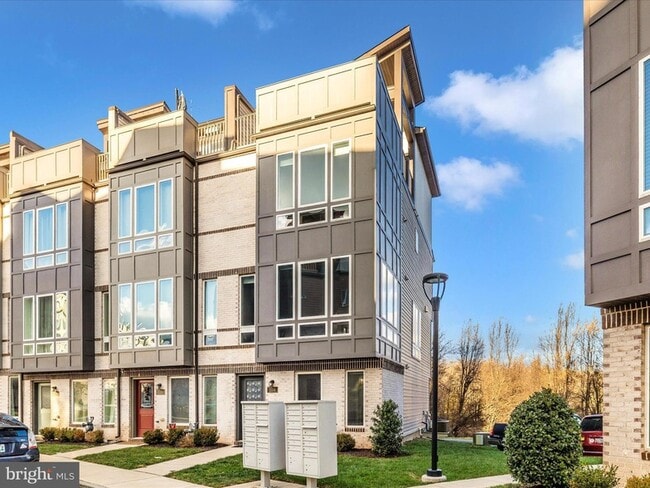 Building Photo - 1514 Trafalgar Ln