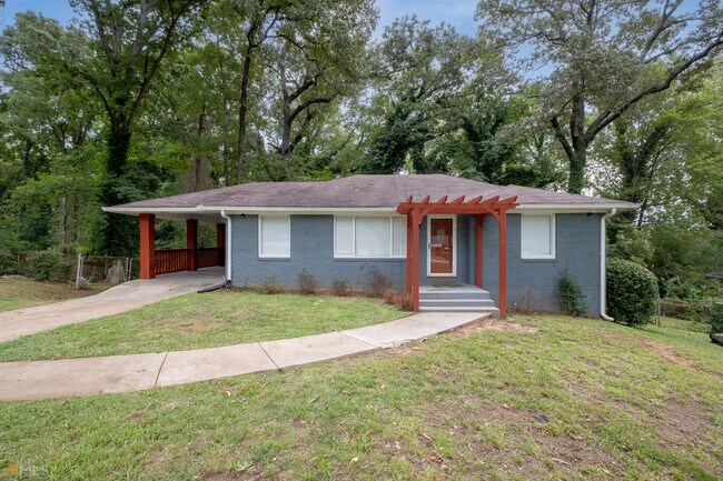 Primary Photo - 2926 Gresham Rd S E