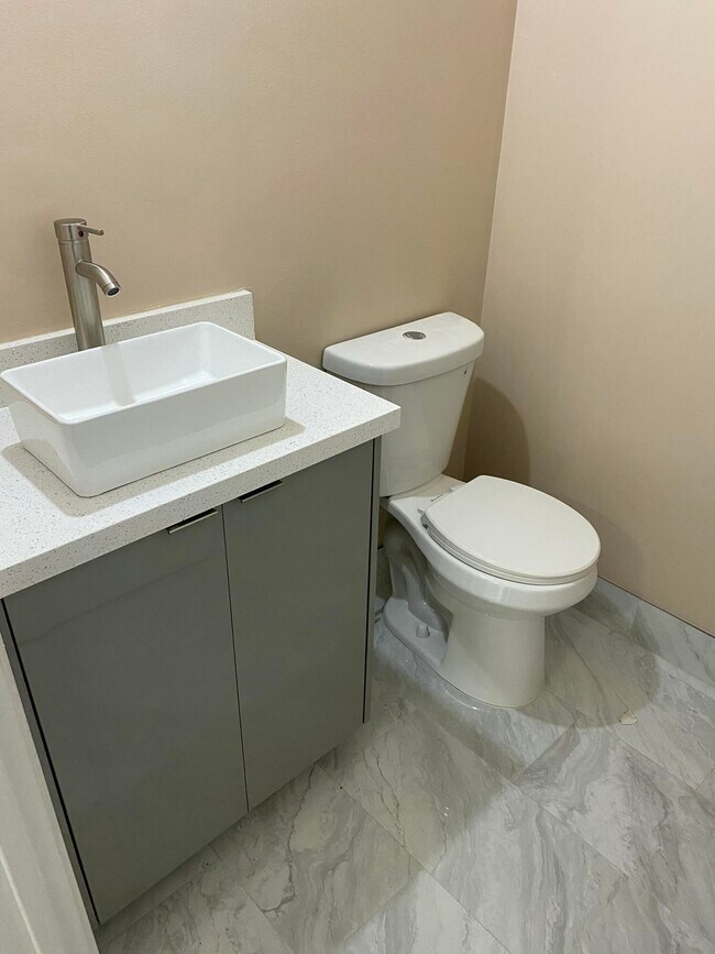 Building Photo - 4366 Berkshire Wharf Dr